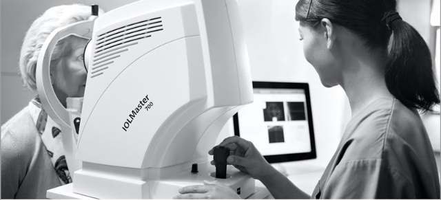 ZEISS IOLMaster 700 – optical biometry for measuring the axial length